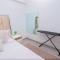 Lux Suites Gold Park Apartments