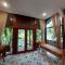 Gusde House Villas
