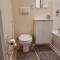 Entire ground floor with full-privacy and family-friendly popular to ferry catchers