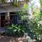 Adi Guest house