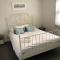 Fantastic large 1 bed Loft Flat close to Heathrow - 77VFR5
