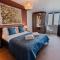 Marina with a view / 2 bd flat