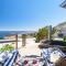 Rock Residence