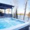 Villa Karina - Beachfront with Jacuzzi