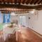 Casa al Dipinto, Contemporary Apartment with