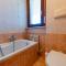 Charming Ortona Apartment - Private Parking