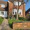 Beautiful 4 bedroom house 7 minutes from Luton Airport - Luton