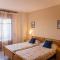 Hostal Montserrat