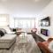 3B Executive Home - All King Beds - Fireplace - Garage