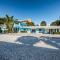 Blue Water Beachside villa 3