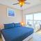 Oceanview Living Space & Balcony with FiberOptic WiFi!