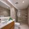 Fantastic luxury apartment with BBQ and Picuzzi
