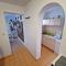 Apartment in Icici with sea view, terrace, Wi-Fi (4870-1) - 伊齐齐