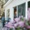 Page's Inn on Silva Bay - Gabriola