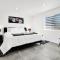 infinite stars house-2acres-PS5-Pool/Spa-EVcharger - 二十九棕榈村
