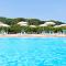 ISA-Apartments 4 beds in Residence with swimming-pool in San Vincenzo, just 600 meters from the sea