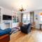 Stylish 3 BDR apartment wfree parking and garden