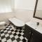 Le Ballon Rouge Guest House