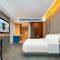 Atour Hotel Meizhou West Station R&F Center