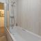 Stonyhurst Spacious apartment, great location.
