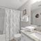 Stunning Oceanfront Condo with Resort Amenities condo