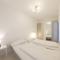 Apartment 547