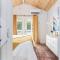 7 Le Soleil Retro Tiny House, Boat Parking, Mins to Lake Guntersville, City Harbor