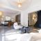 Beautiful vacation rental with private pool in the heart of the city of Avignon, sleeps 8.