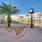 Palm Coast Condo with Balcony, 2 Mi to Beach Access!