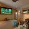 Fairway Favorite - Walk to Tahoe City Shops, Dining & Lake - Pet Friendly