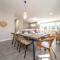 BoHo Vibes - Patio & BBQ - King Bed - Garage Parking