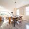 BoHo Vibes - Patio & BBQ - King Bed - Garage Parking