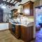 Palazzo Rossi, Historic Boutique Home in Marche
