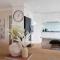 OG Spa Retreat- 3 bedroom, Spa, Central, Aircon
