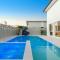 Putt Putt - Pool Slide - 100m to Beach - Ultimate Family Entertainer