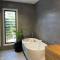 Hyams Beach House B - Brand new lux beach oasis