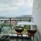 Q7 Riverside 2 bed rooms w River-view, Netflix & Pool - Ho Chi Minh City