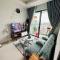 Q7 Riverside 2 bed rooms w River-view, Netflix & Pool - Ho Chi Minh City