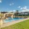 Cavanna Lodge Table dhôtes Piscine & SPA Adults-Only