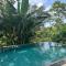 Peaceful villa in the jungle