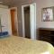 Beautiful Townhouse 2 BRs, 2 Baths