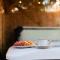 Little Apple Cottage- Free Parking, Hot tub, Fire, Town Centre