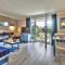 LocaLise - A05 - Plain-pied avec petite vue mer donnant sur la piscine et le jardin - Grande salle de bain - Wifi inclus - draps inclus - animaux bienvenus - parking gratuit - Le Guilvinec