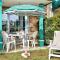 LocaLise - A05 - Plain-pied avec petite vue mer donnant sur la piscine et le jardin - Grande salle de bain - Wifi inclus - draps inclus - animaux bienvenus - parking gratuit