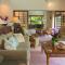 Ocean Pool Hale 3br 2ba Cozy Home with Pool, Hot tub and Ocean Views - برينسفيل