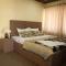 The Khayabaan - Luxurious Home Stay Away From Home - Srinagar