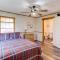Modern-Rustic Love Cabin in Cosby Deck and Grill