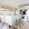 Unit 9 Andari Fantastic Holiday Apartment in Sunshine Beach Stunning Views Opposite Beach Access