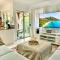Luxury 2 Bedroom apartment, Treetop views, Resort with 4 swimming pools