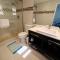 Sunny Beachfront 2 Bdrm Condo in Hollywood FL